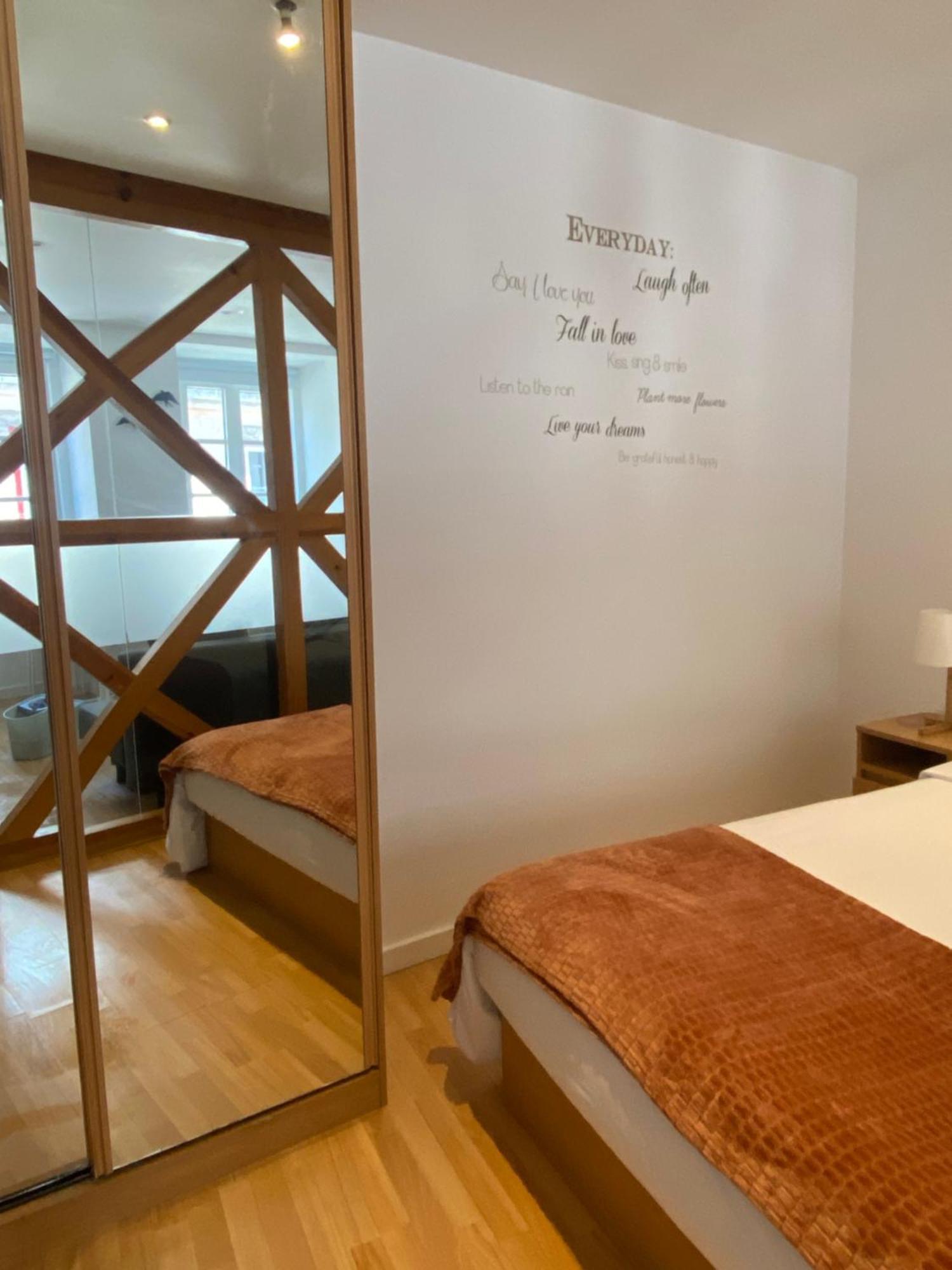Apartment Beco Das Farinhas Lisbon Exterior photo